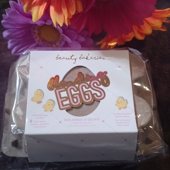 ❌❌SOLD❌❌BLENDING EGG BEAUTY SPONGES
BLENDING EGGS - Picture 2 of 8
